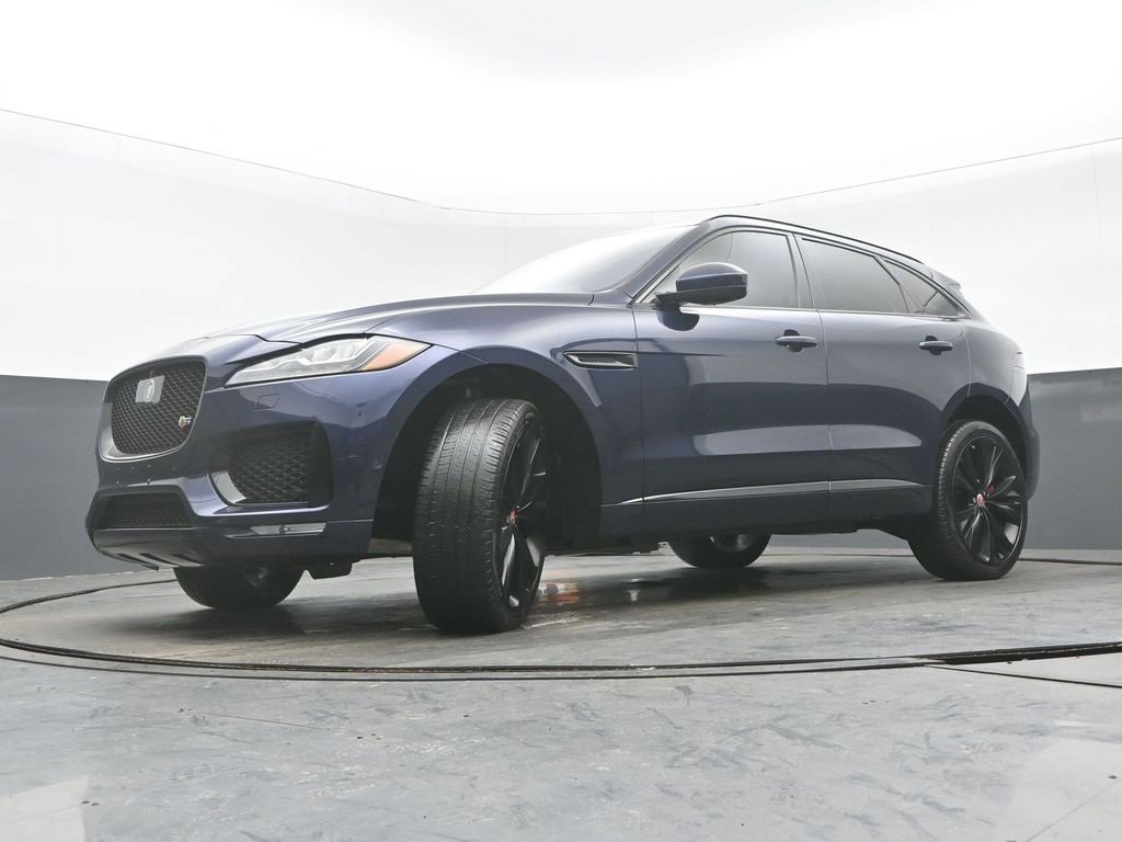 Used 2019 Jaguar F-PACE S image 29