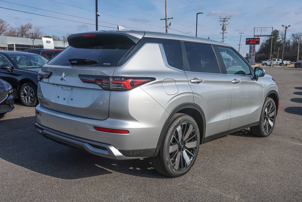 New 2026 Mitsubishi Outlander SE AWD/4WD image 9