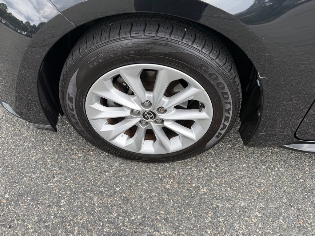 Used 2020 Toyota Corolla XLE FWD image 9