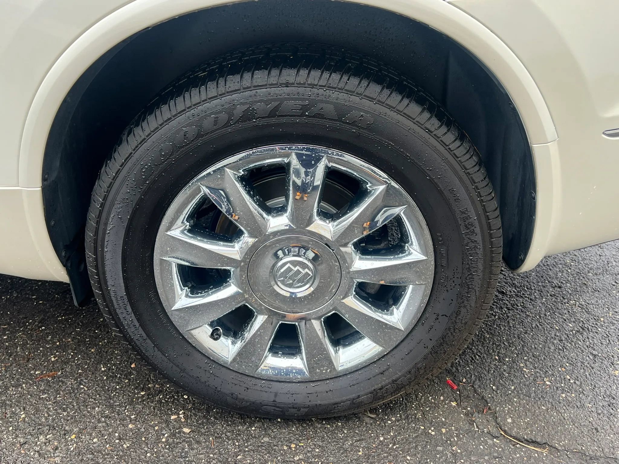 Used 2015 Buick Enclave Leather w/ Trailering Package image 11