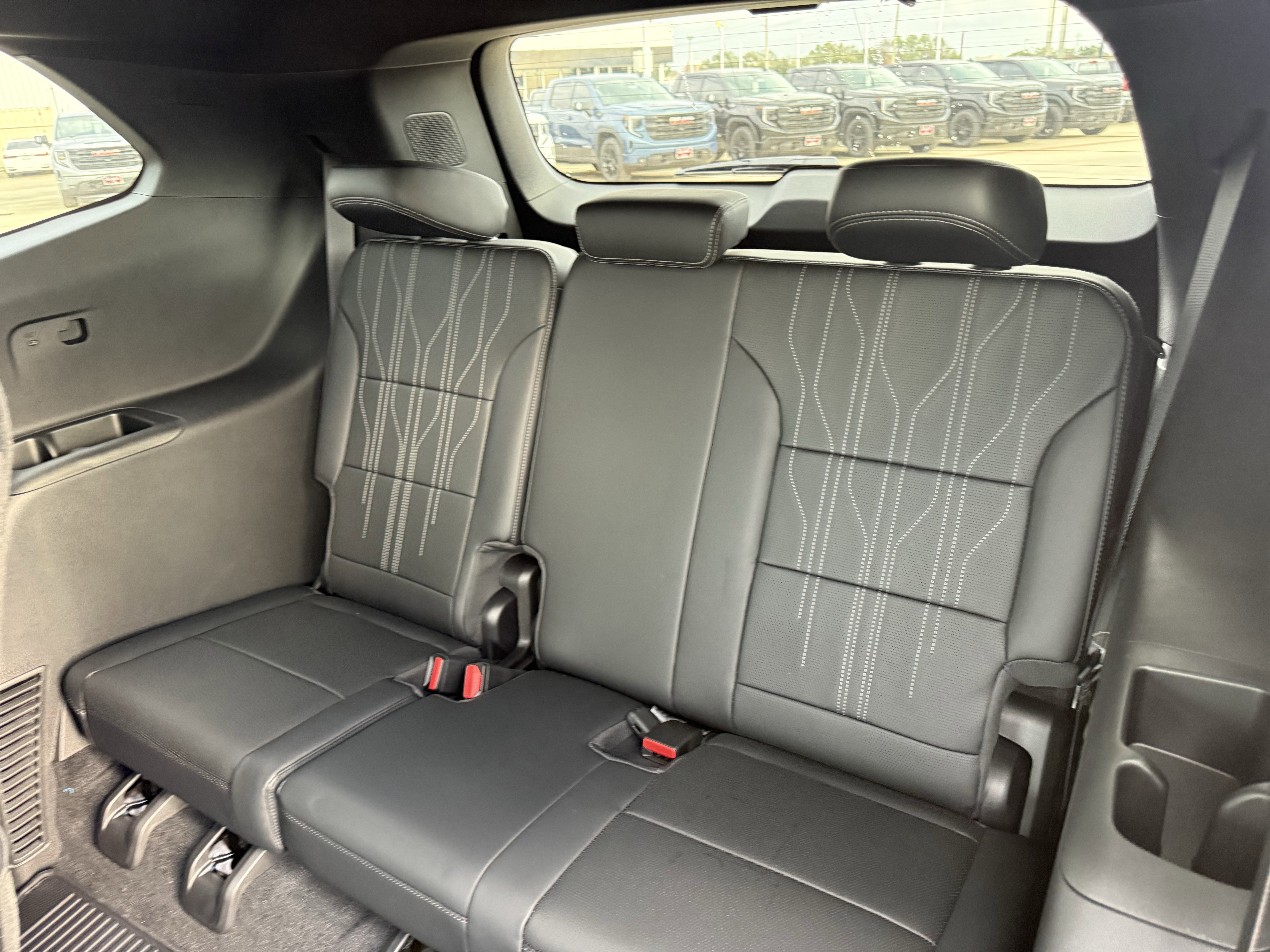 New 2026 Buick Enclave Avenir w/ Super Cruise Package FWD image 24