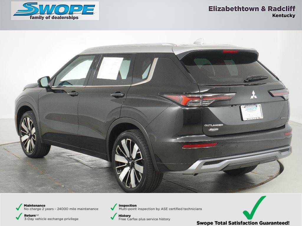 Used 2025 Mitsubishi Outlander AWD image 5