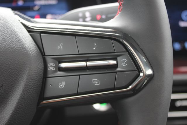 Used 2025 Chevrolet Traverse RS AWD/4WD image 14