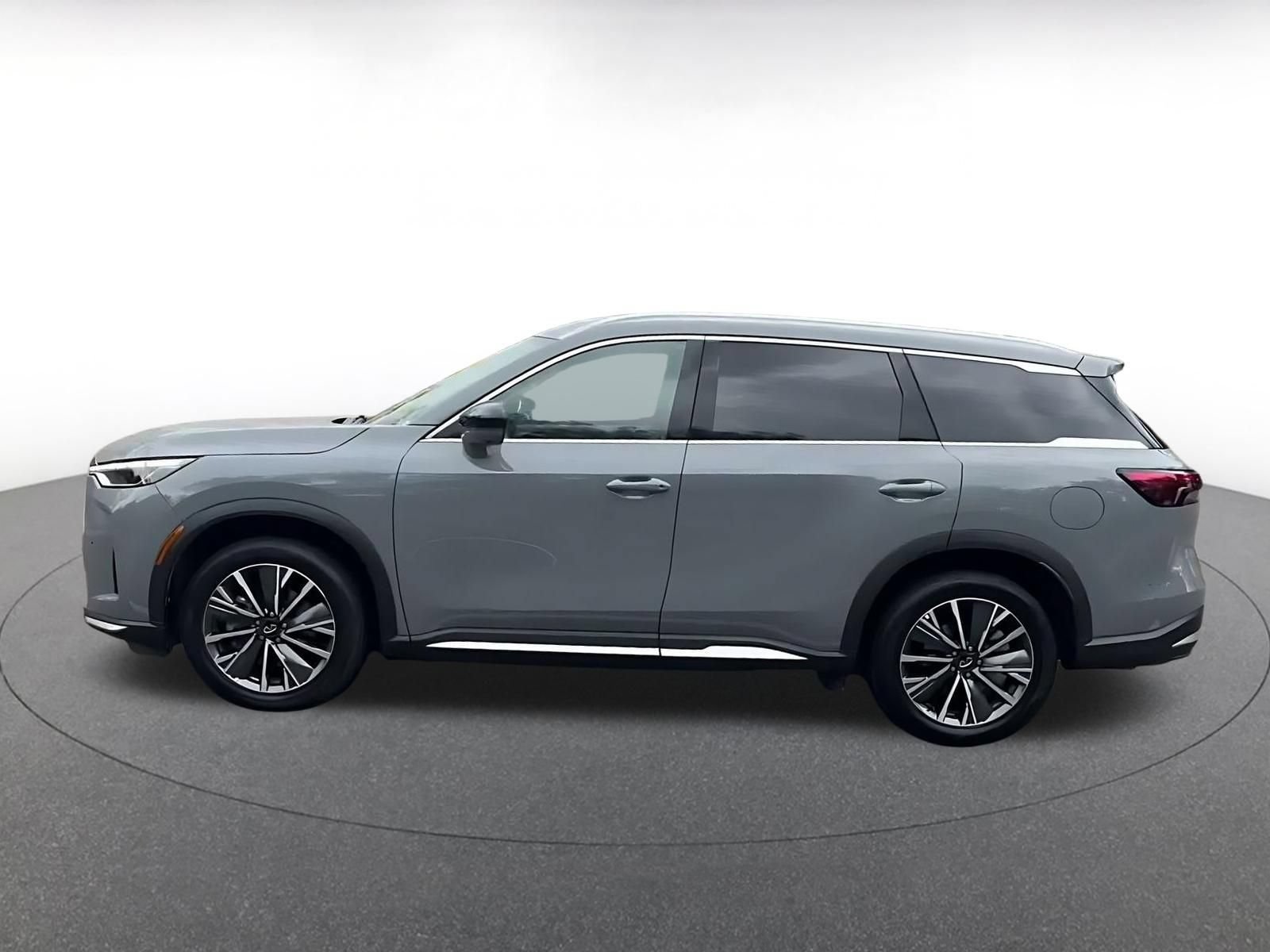 Used 2026 INFINITI QX60 Luxe FWD image 8
