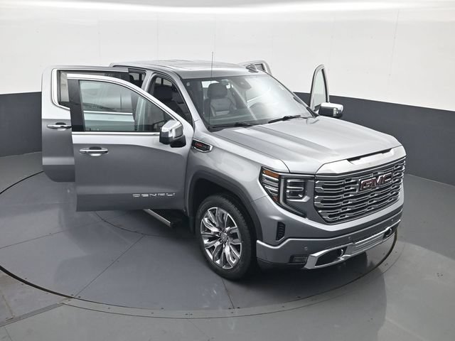 Used 2023 GMC Sierra 1500 Denali w/ Denali Reserve Package AWD/4WD image 29