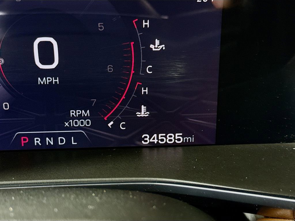 Used 2023 GMC Canyon AT4 image 12