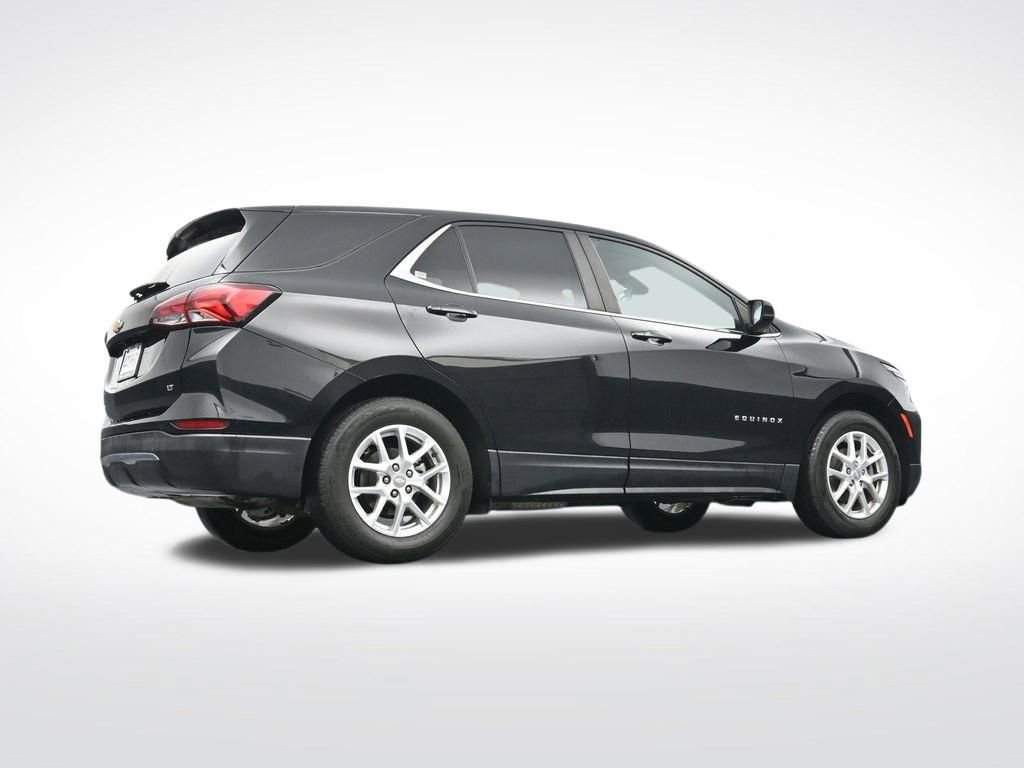 Used 2023 Chevrolet Equinox LT image 39