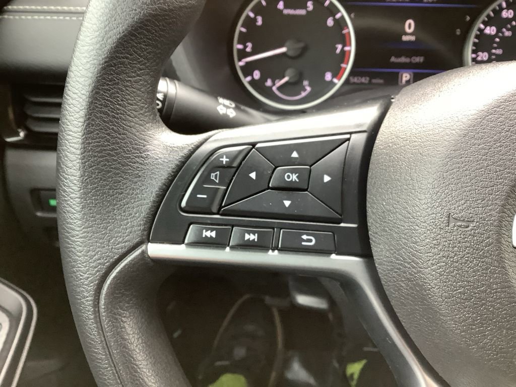 Used 2023 Nissan Sentra SV image 21