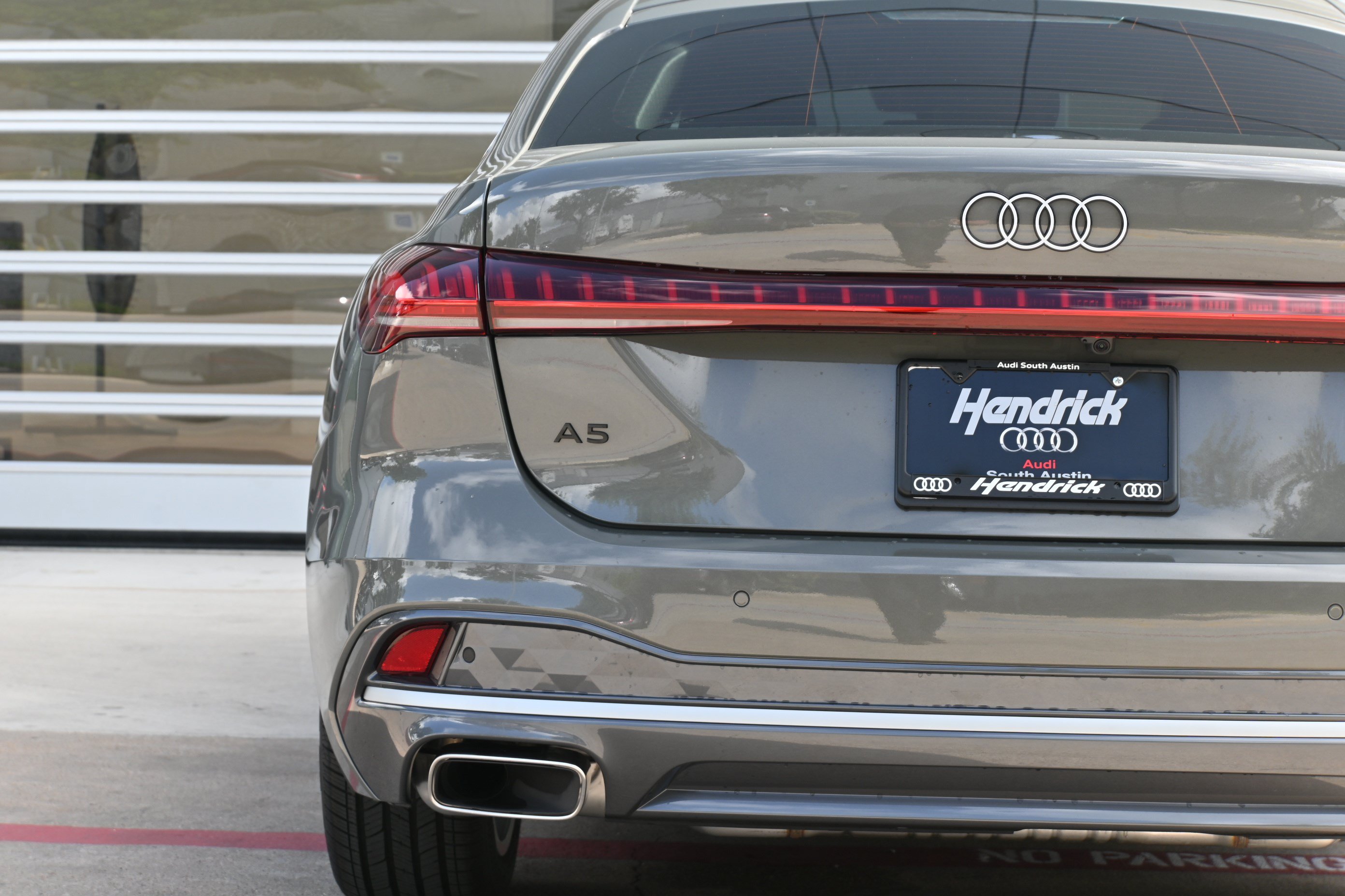 Used 2025 Audi A5 2.0T Premium Plus w/ Premium Plus AWD/4WD image 14