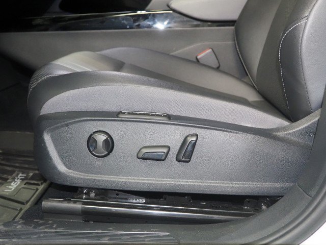 Used 2023 Volkswagen ID.4 Pro S RWD image 59