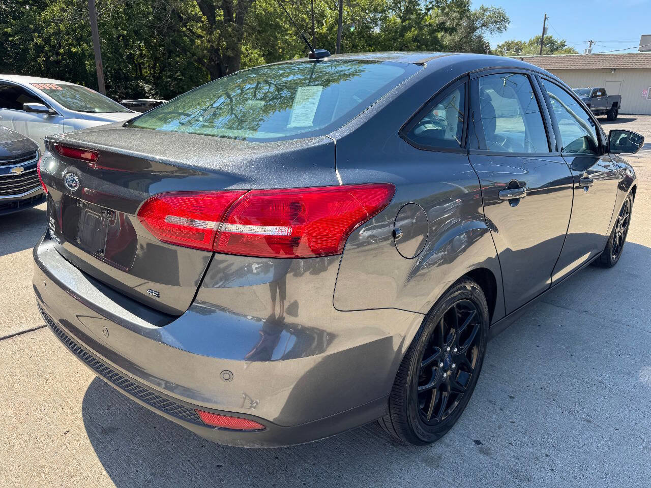 Used 2016 Ford Focus SE w/ Equipment Group 201A image 7