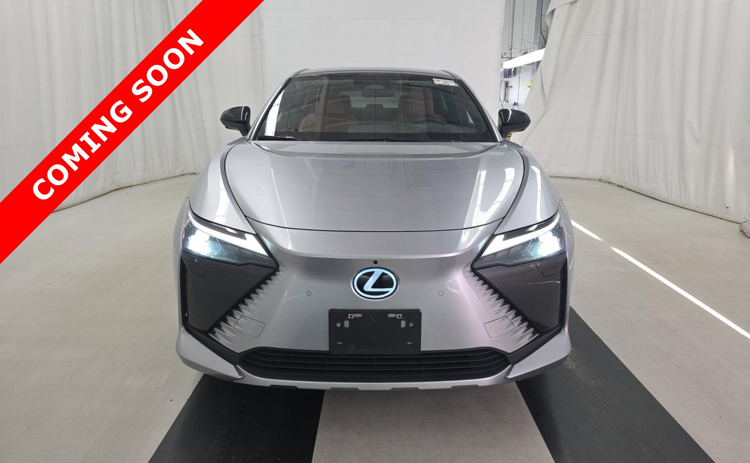 Used 2023 Lexus RZ 450e Premium image 3