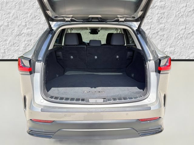 Certified 2025 Lexus NX 250 FWD w/ Accessory Package (Z1) image 12