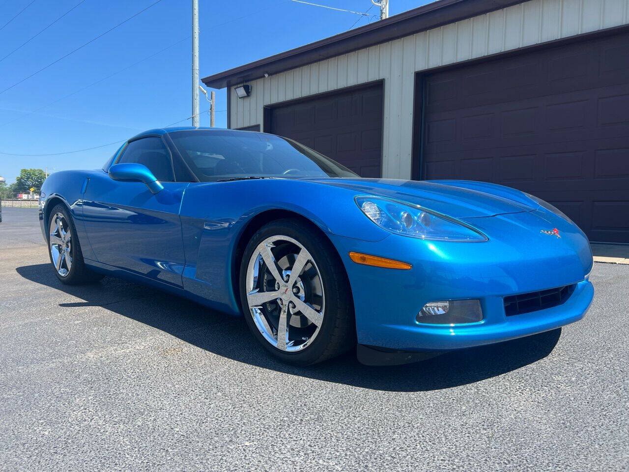 Used 2010 Chevrolet Corvette Coupe w/ 1LT RWD image 6