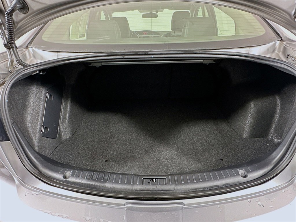 Used 2012 MAZDA MAZDA3 i Grand Touring w/ Tech Pkg image 24