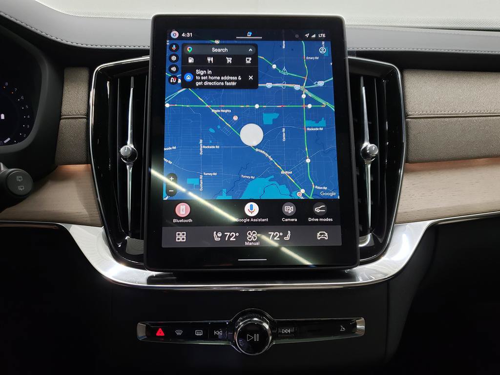 New 2026 Volvo XC90 B6 Plus w/ Protection Package Premier AWD/4WD image 11