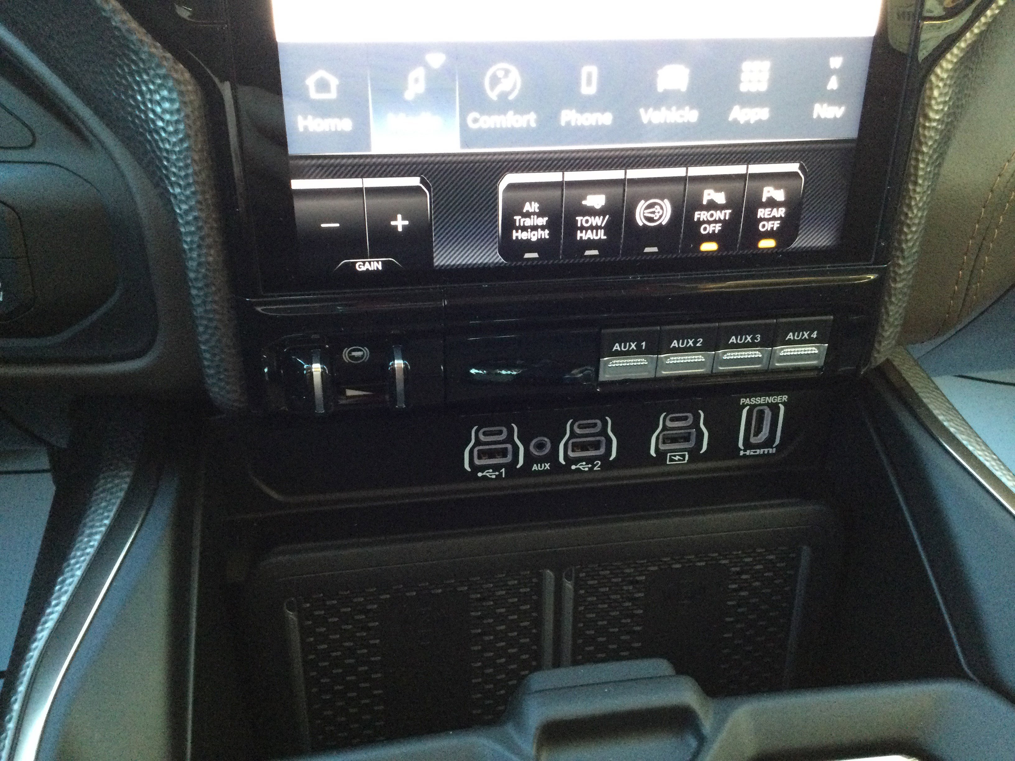 New 2026 RAM 3500 Longhorn image 12