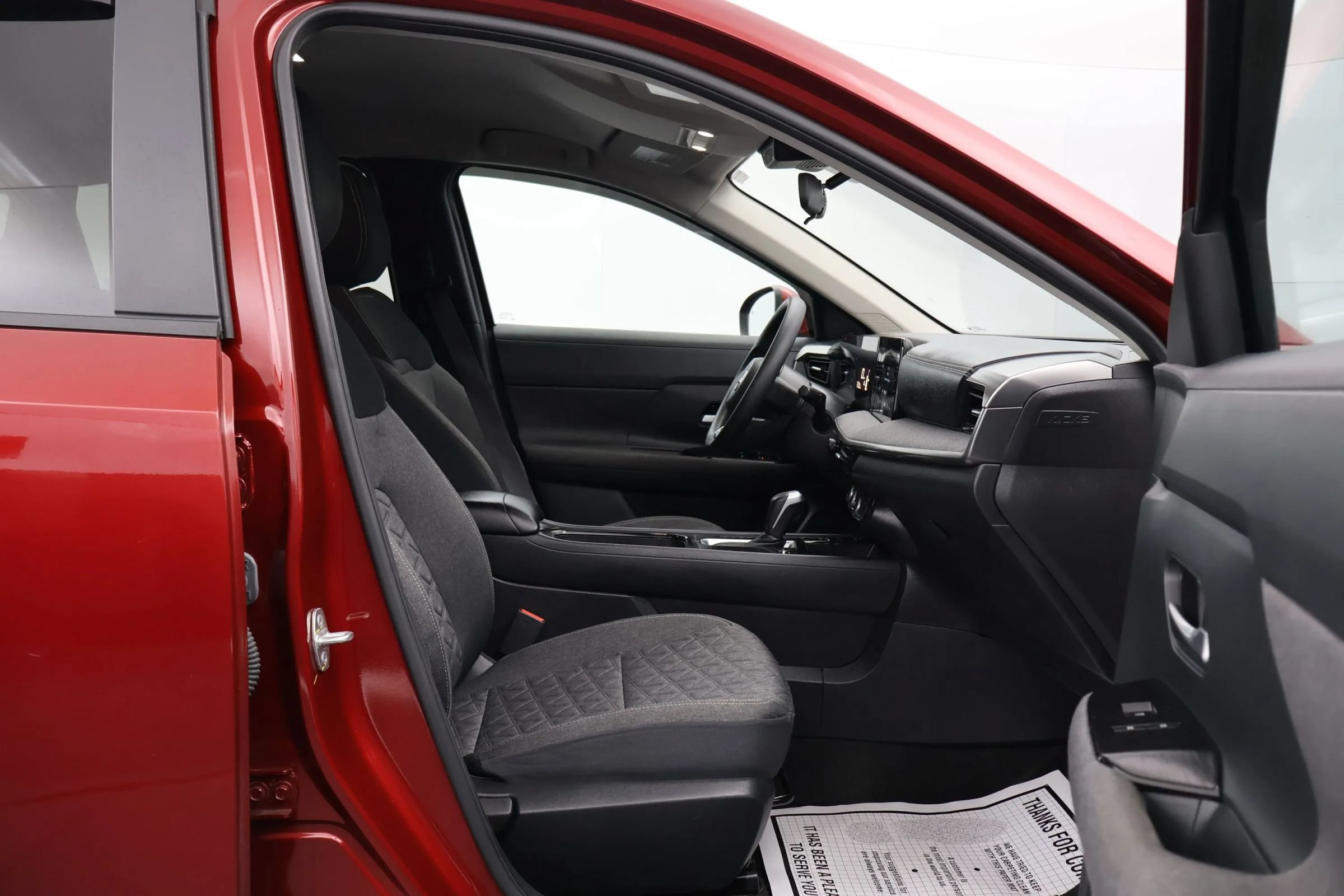 Used 2025 Nissan Kicks SV FWD image 14