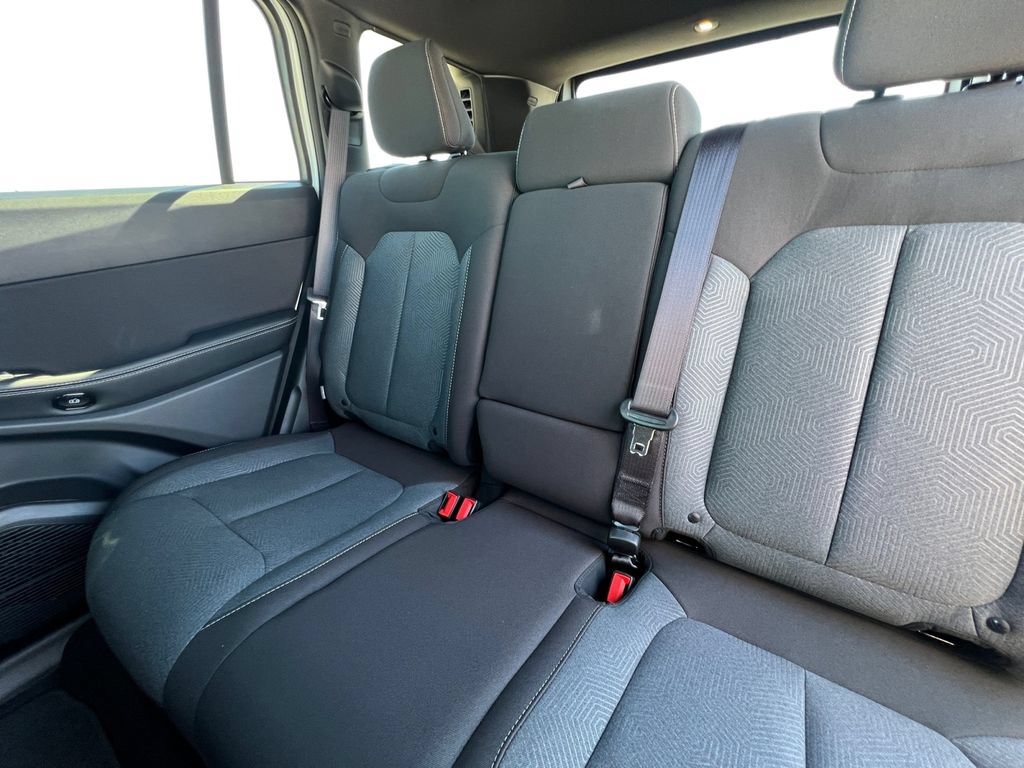 New 2026 Jeep Cherokee Laredo AWD/4WD image 22