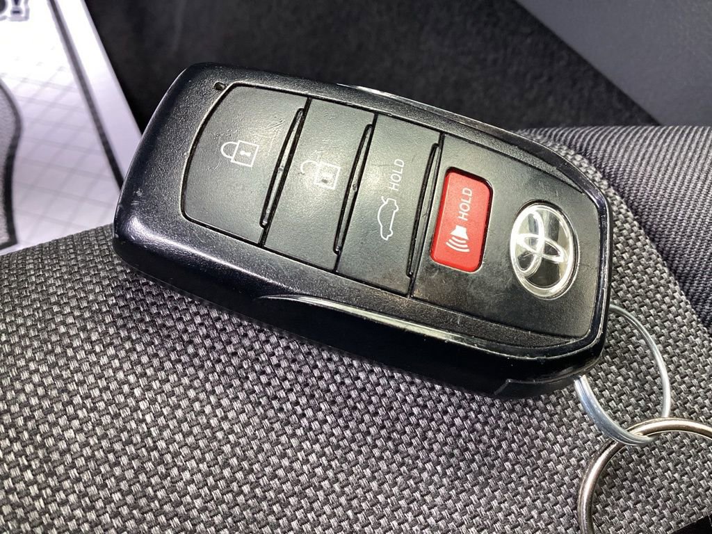 Used 2025 Toyota Camry LE FWD image 29