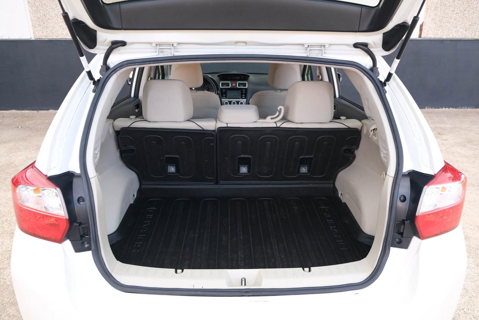 Used 2016 Subaru Impreza 2.0i Sport Premium image 27