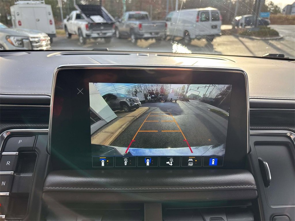 Used 2023 GMC Yukon XL SLT w/ SLT Luxury Package image 27