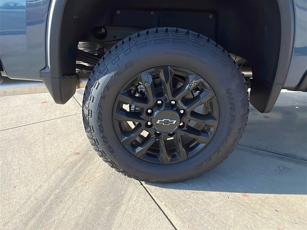 New 2025 Chevrolet Silverado 2500 LT w/ Trail Boss Package image 9