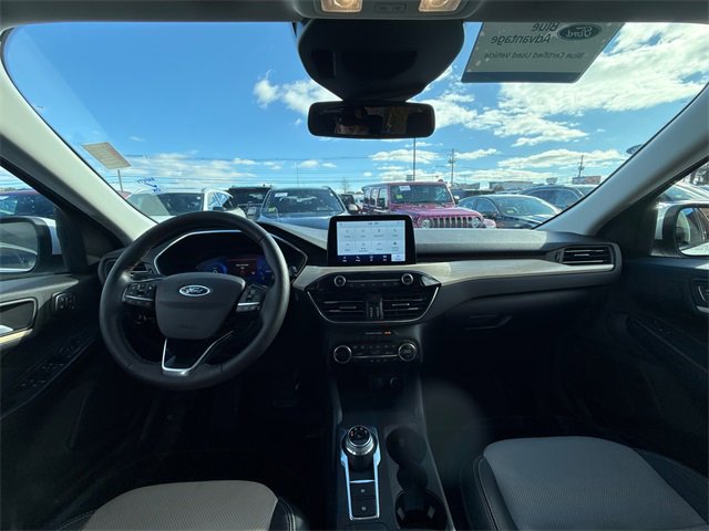 Certified 2021 Ford Escape Titanium w/ Titanium Elite Package image 16