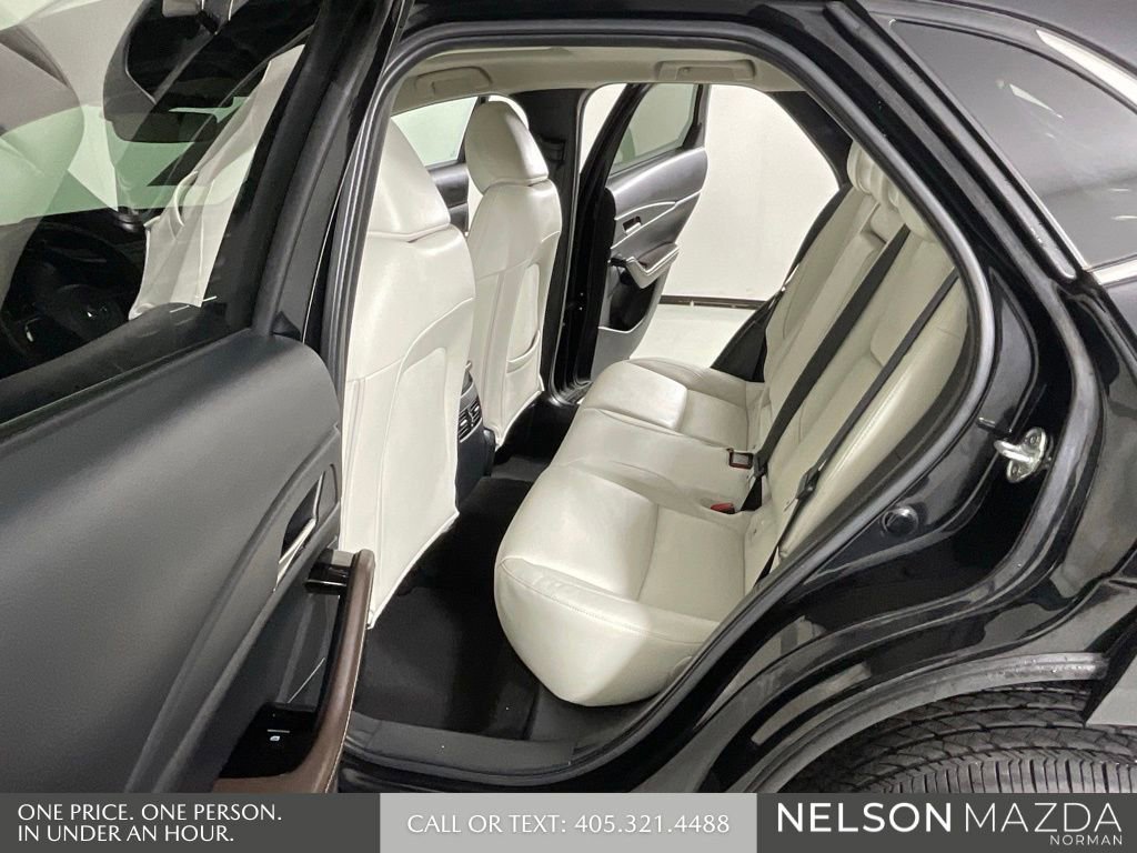 Certified 2025 MAZDA CX-30 AWD 2.5 S w/ Premium Package image 13