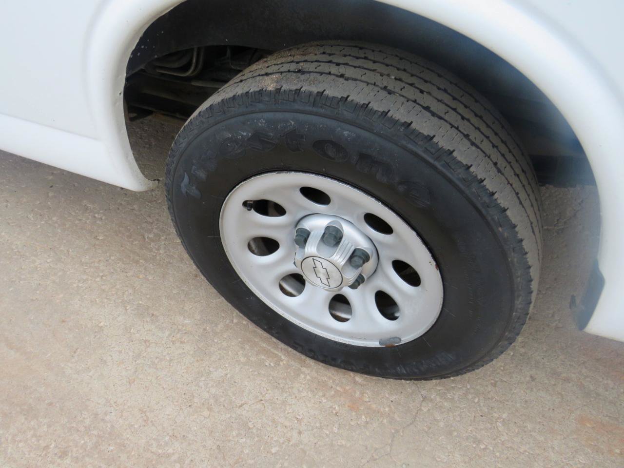 Used 2014 Chevrolet Express 1500 LS RWD image 29