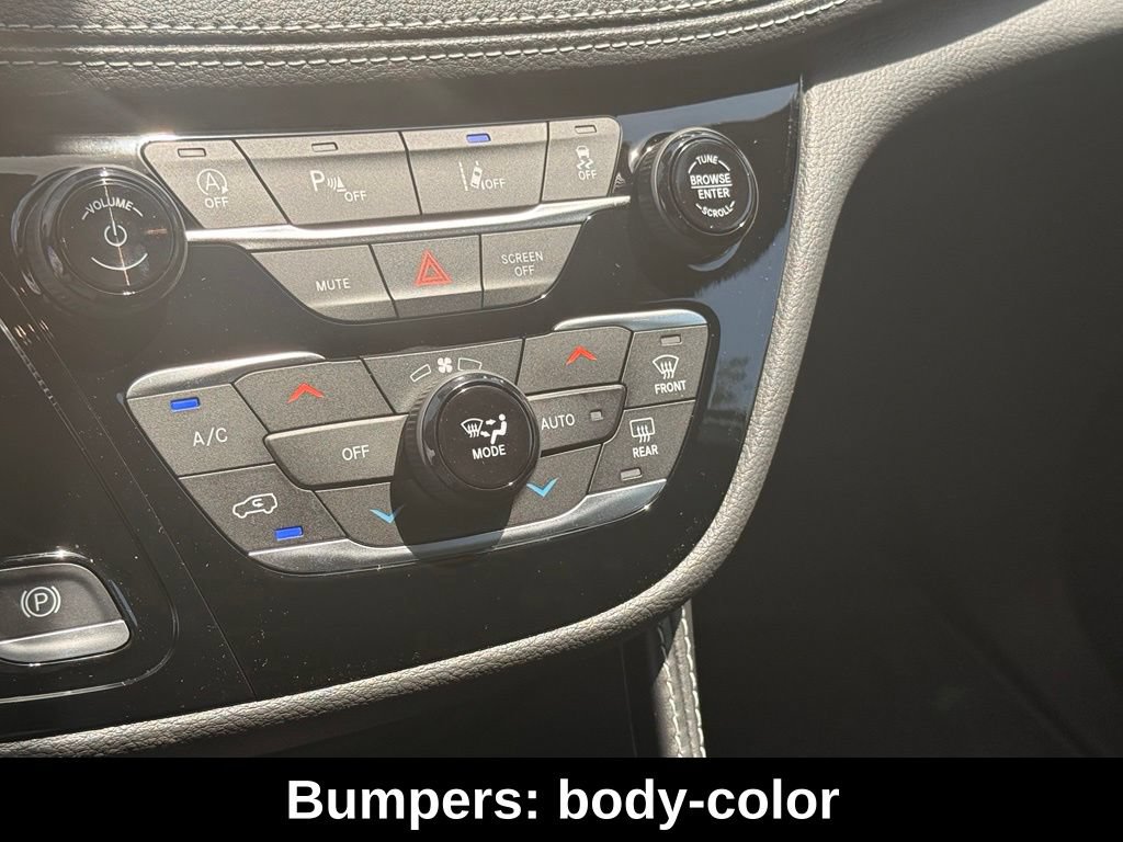 New 2027 Chrysler Pacifica Limited FWD image 15