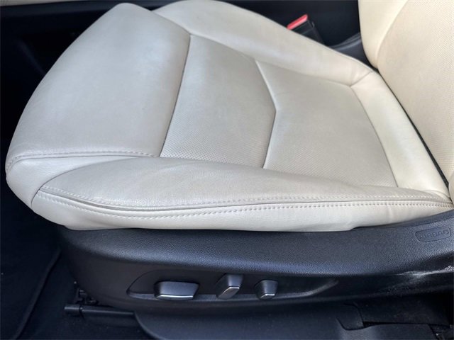 Used 2018 Cadillac XT5 Luxury image 22