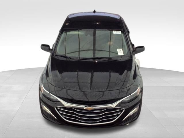 Used 2025 Chevrolet Malibu LT FWD image 2