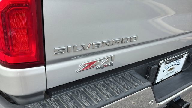 Used 2021 Chevrolet Silverado 2500 LTZ w/ LTZ Premium Package image 37