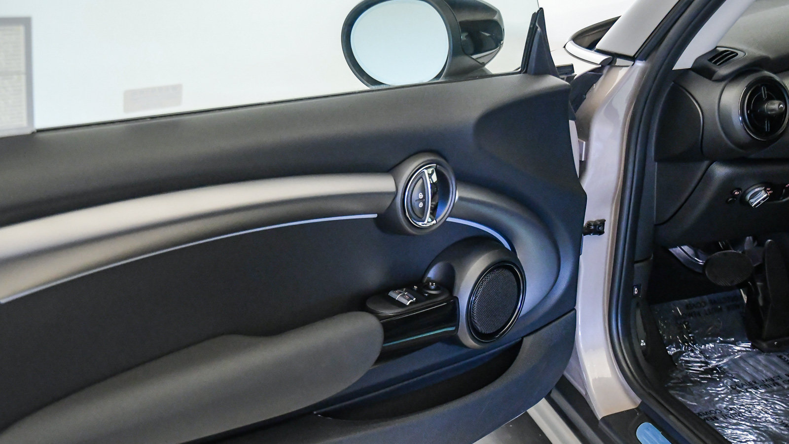 Certified 2024 MINI Cooper S FWD image 26