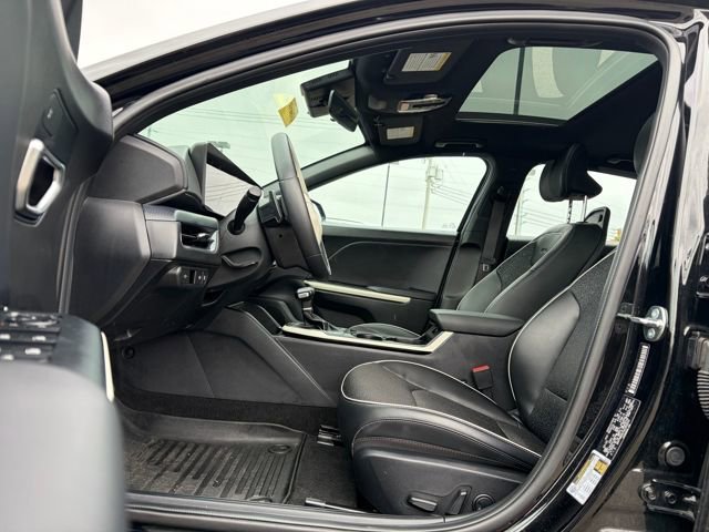 Certified 2025 Kia K4 GT-Line w/ GT-Line Sunroof Package image 12