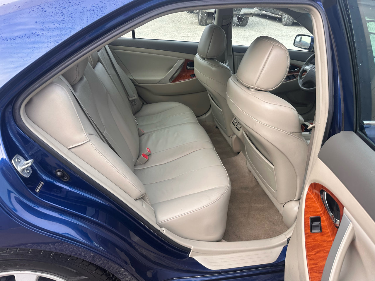 Used 2009 Toyota Camry XLE FWD image 7