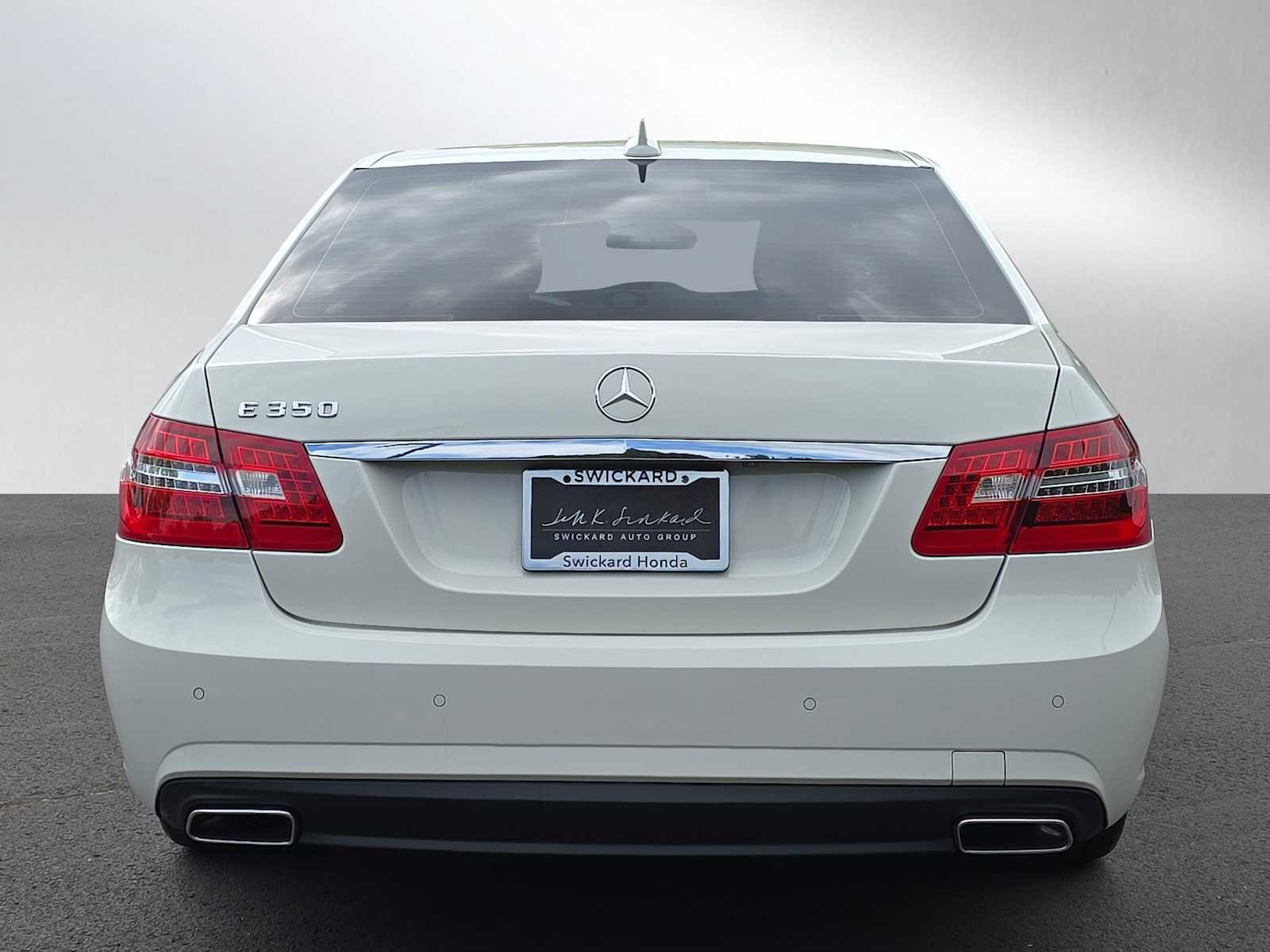 Used 2011 Mercedes-Benz E 350 Sedan image 4