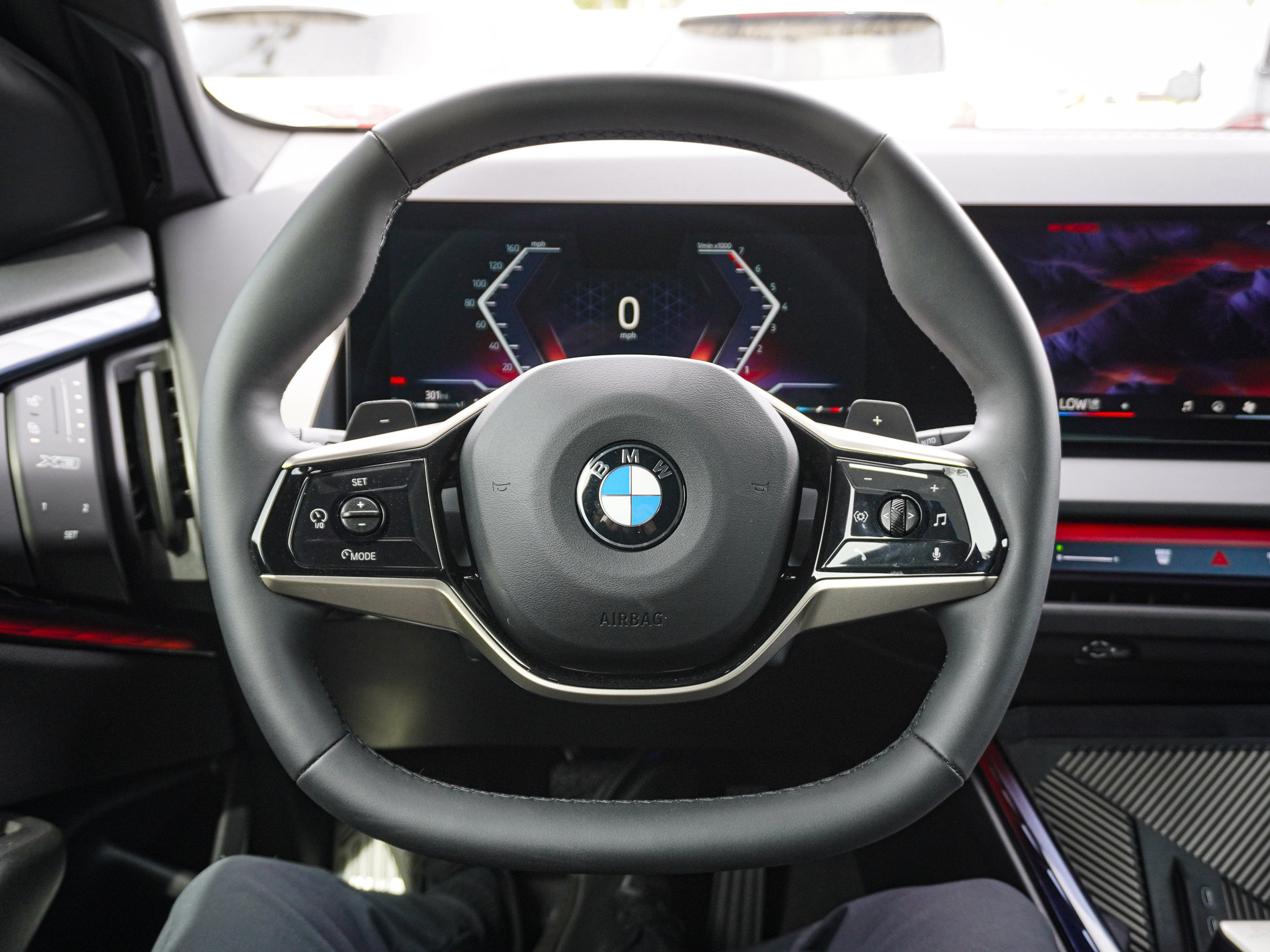 Used 2025 BMW X3 xDrive30i w/ Convenience Package image 18