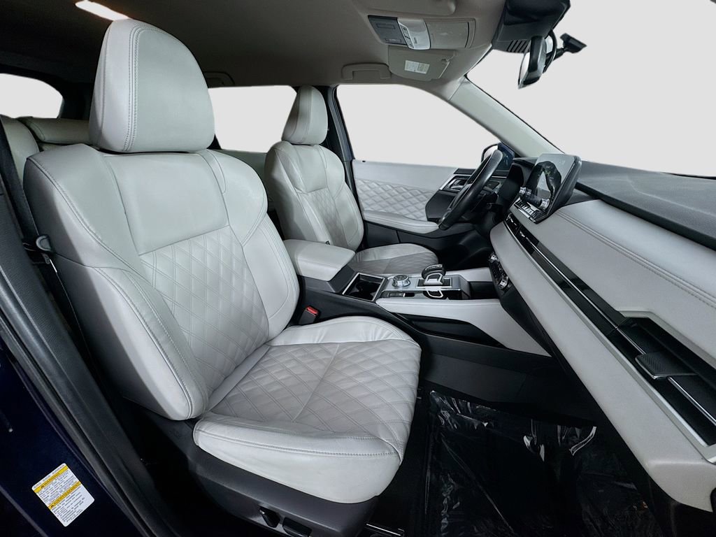Used 2022 Mitsubishi Outlander SEL AWD/4WD image 37