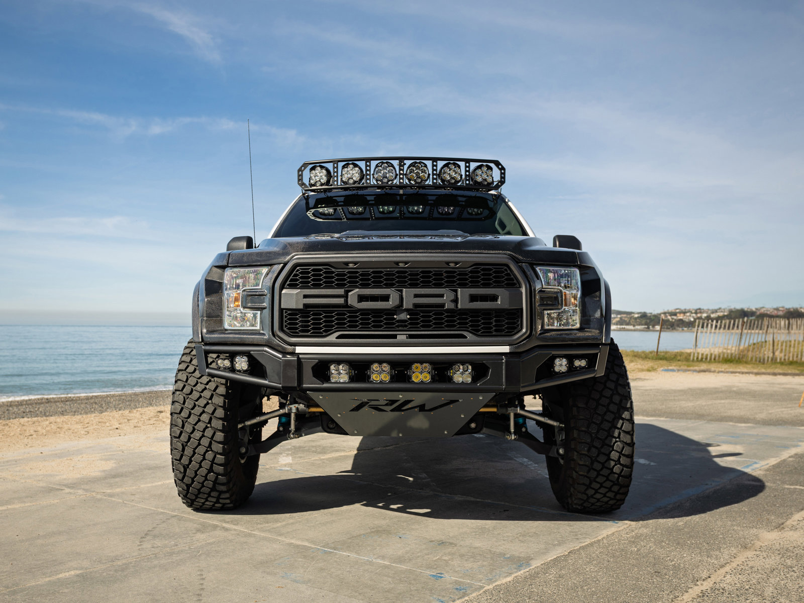 Used 2016 Ford F150 XLT AWD/4WD image 2