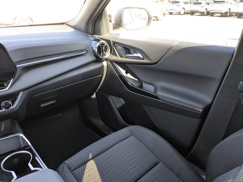 New 2026 Chevrolet Equinox LT image 18