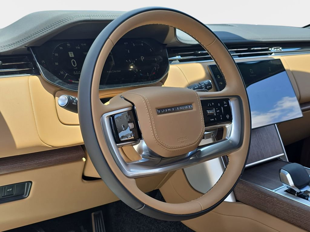New 2026 Land Rover Range Rover SE AWD/4WD image 16