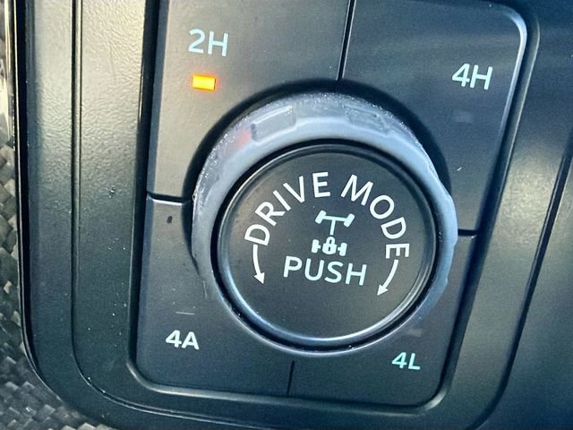 Used 2024 Ford F150 Lariat w/ Equipment Group 502A High image 29