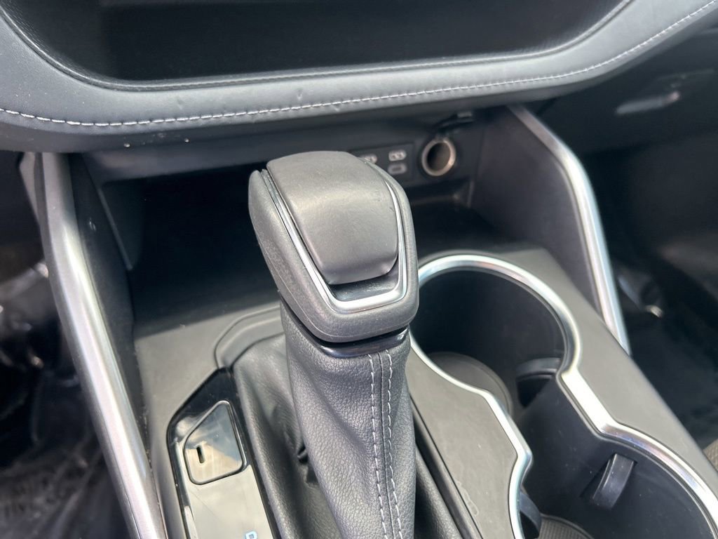 Used 2023 Toyota Highlander L image 14