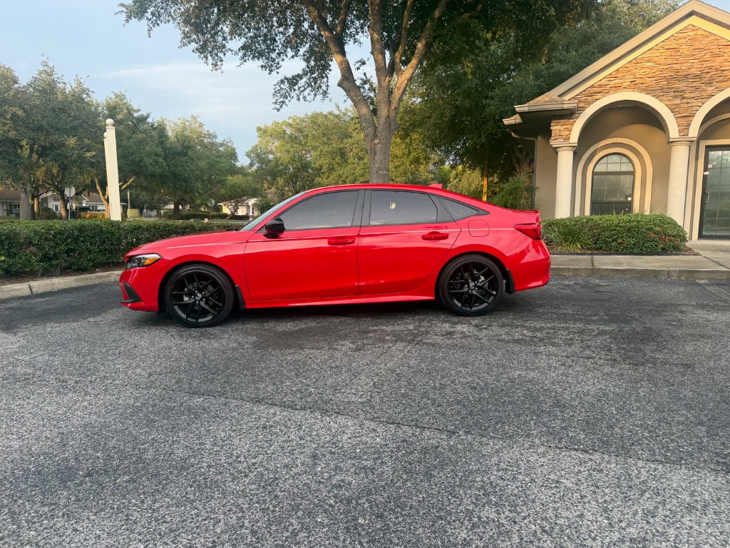 Used 2023 Honda Civic Sport image 1