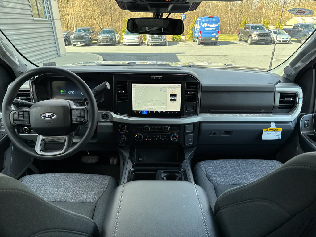 New 2026 Ford F250 XLT w/ XLT Premium Package AWD/4WD image 3