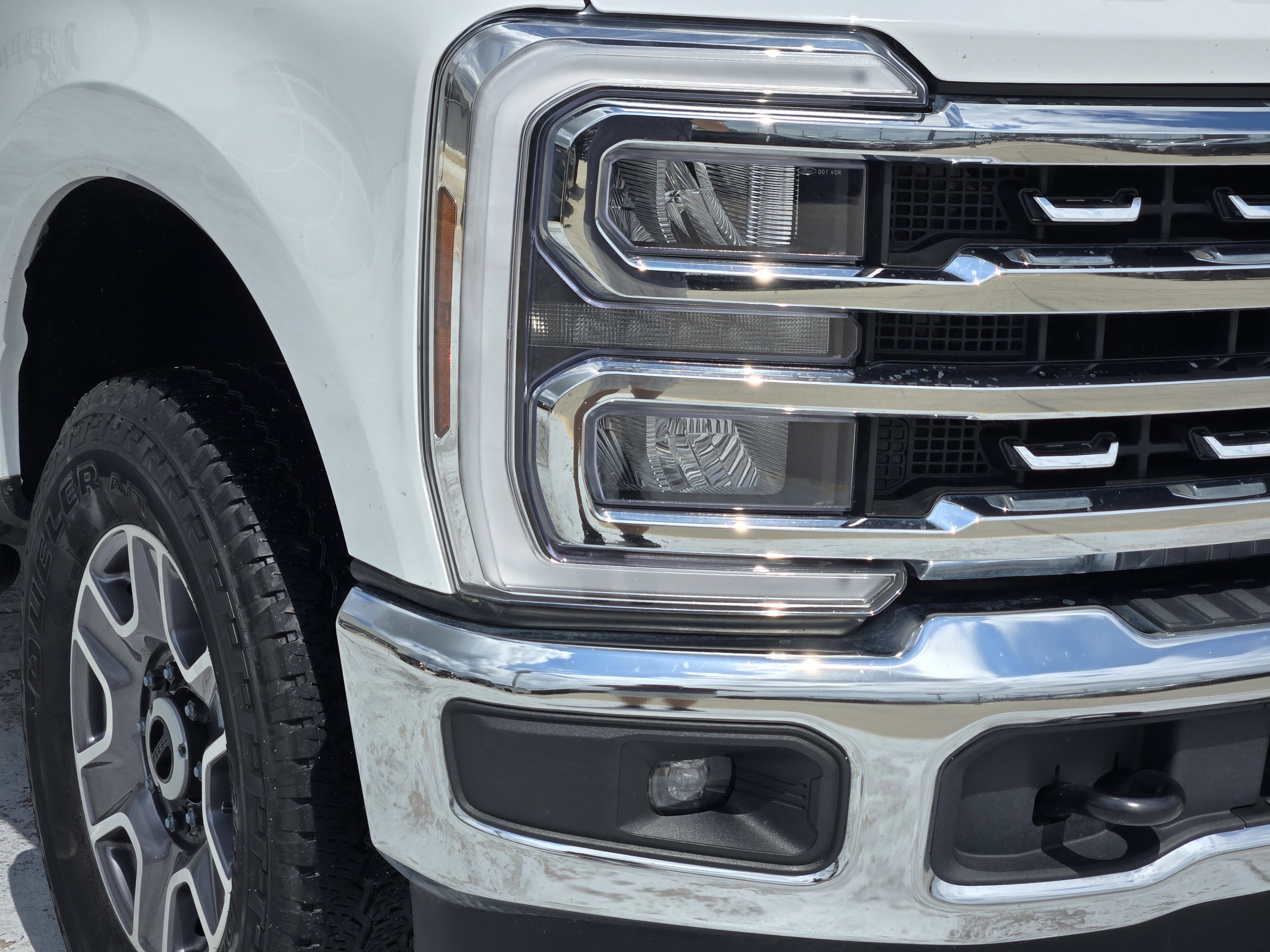 Used 2024 Ford F250 Lariat image 10