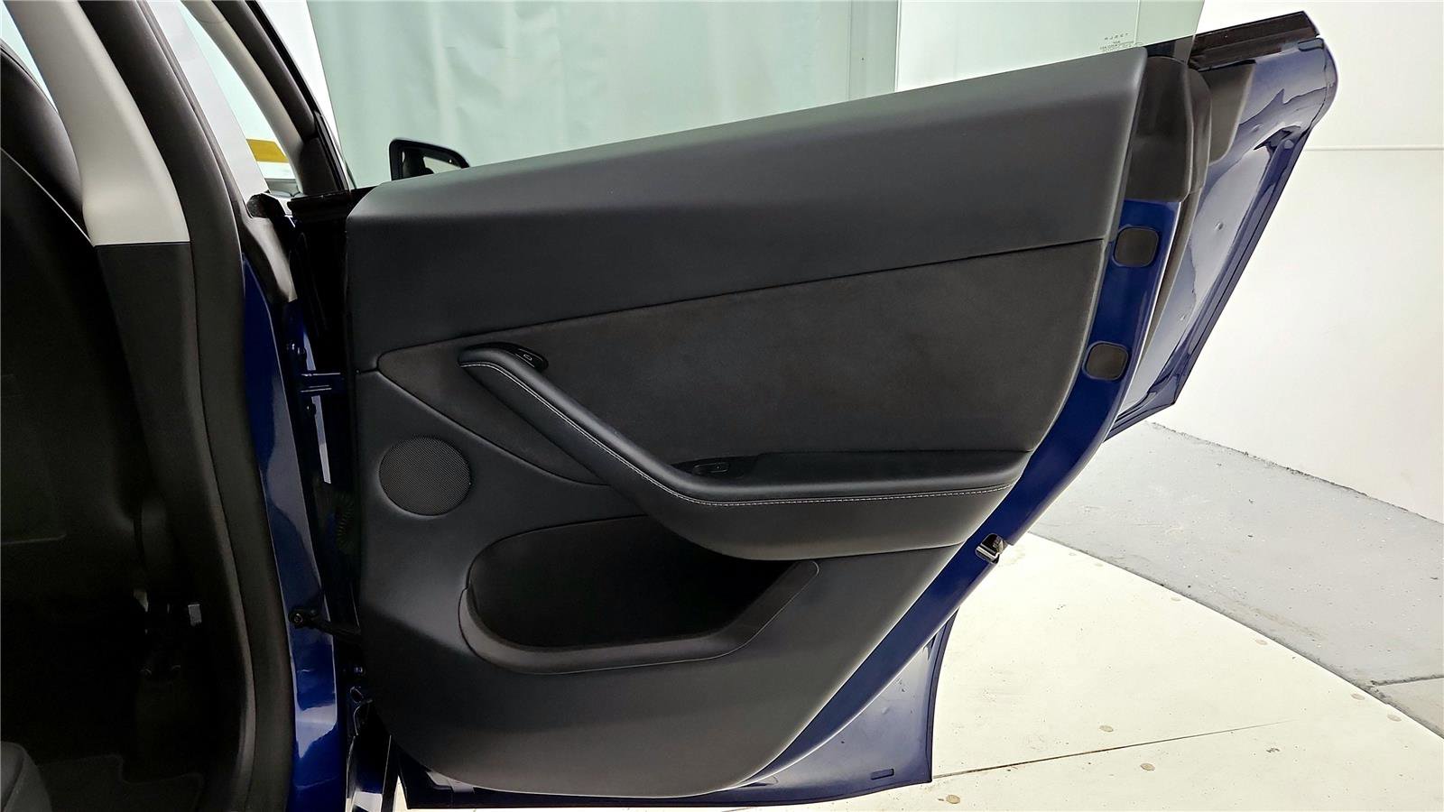 Used 2024 Tesla Model Y Long Range image 19