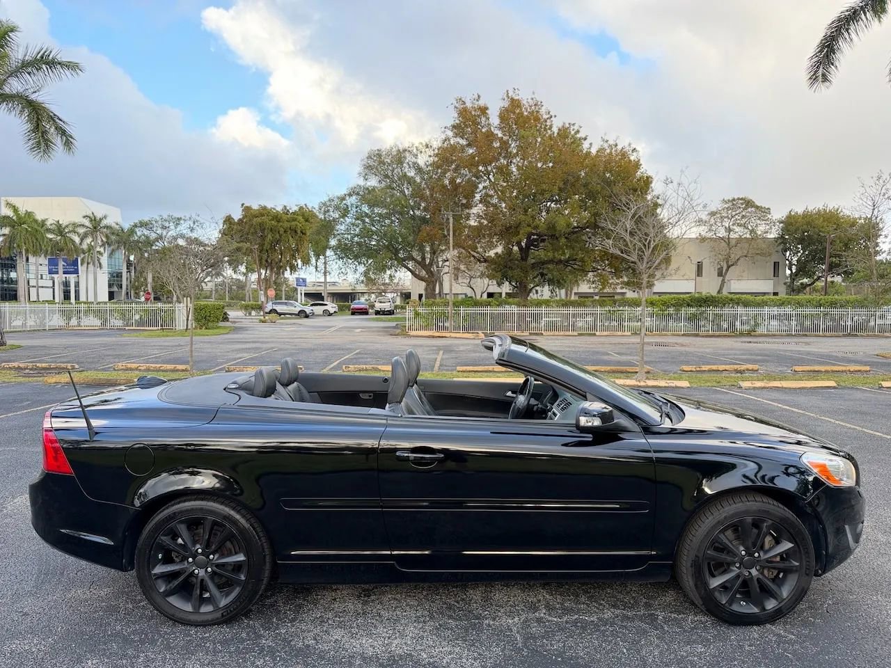 Used 2013 Volvo C70 T5 image 14